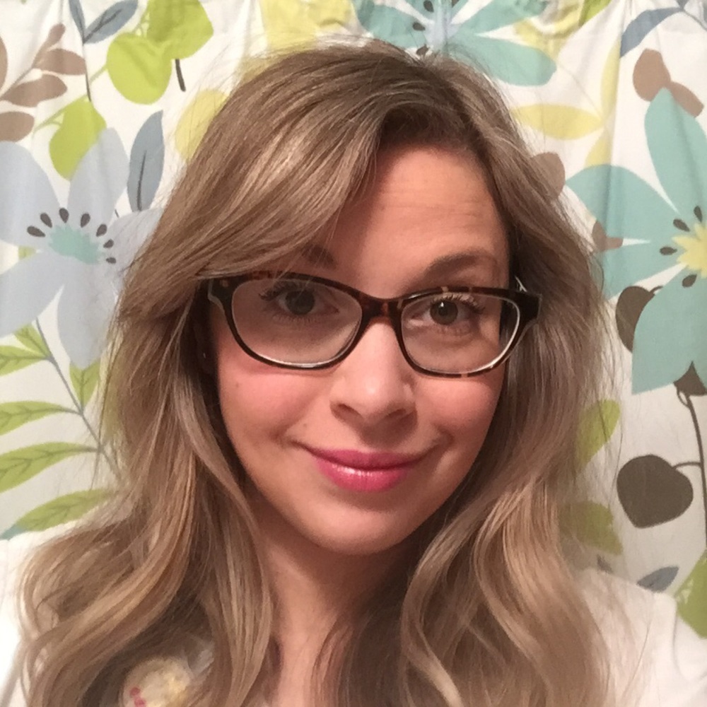 Meet your Posher, Angela